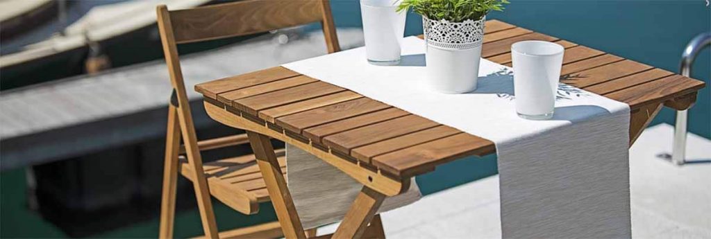 Outdoor luxury furniture for Hotel gardens and pool area