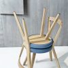 Meubles haut de gamme en chêne deux chaises en bois massif empilées - design allemand