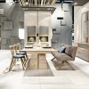 Meubles haut de gamme en chêne - insallation pour repas avec mobilier en bois massif - vue de profil - design allemand