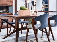 Table et chaises de repas en noyer design allemand contemporain