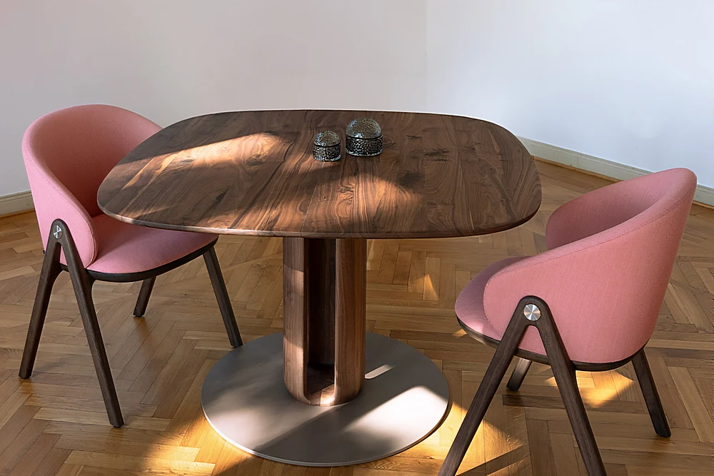 Table repas ronde en chene ou noyer massif fabrication allemande 11