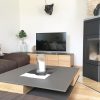 Table basse en chêne et meuble tv design moderne